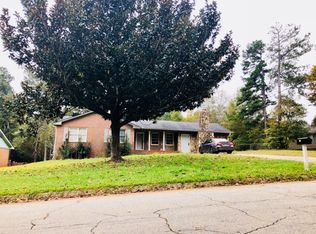 418 E Northwood Dr, Griffin, GA 30223