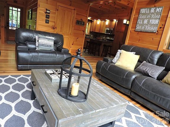 4th image of 103 Chucks Ln