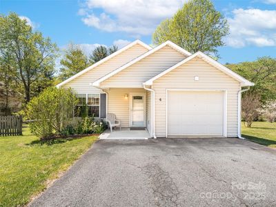 4 High Mountain Ln, Candler, NC, 28715