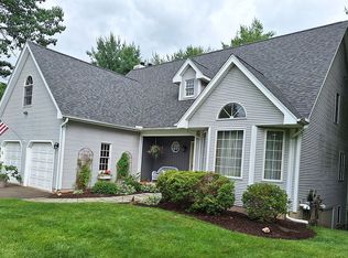 183 Dayton Dr, Southington, CT 06489