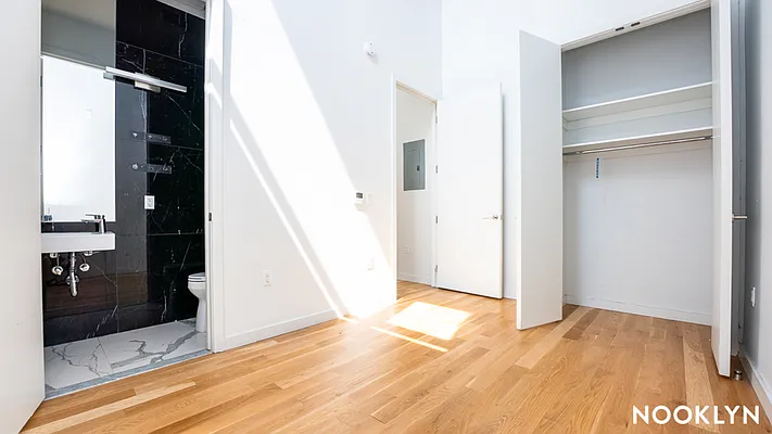 Rented by Nooklyn NYC LLC | media 70