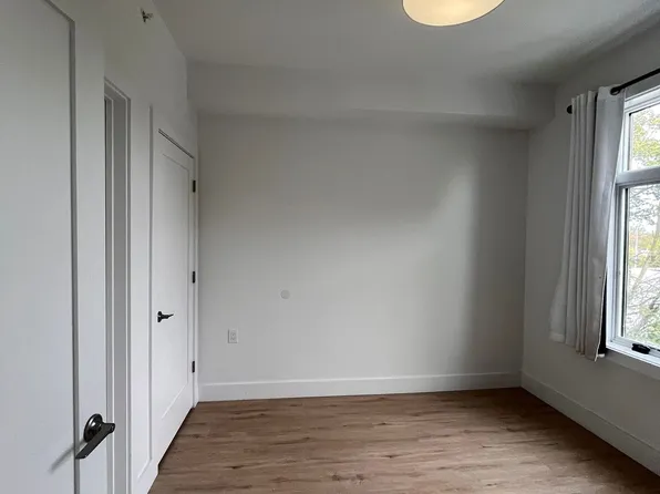 276 Duncan Avenue image 8 of 15