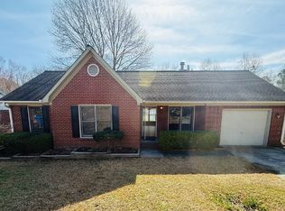 5018 Summer Ridge Rd, Fayetteville, NC 28303