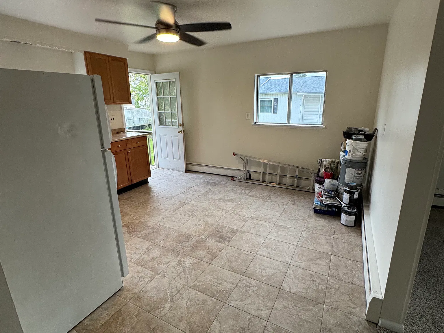 2 bed, 1000 sqft, $1,800 — Photo 2