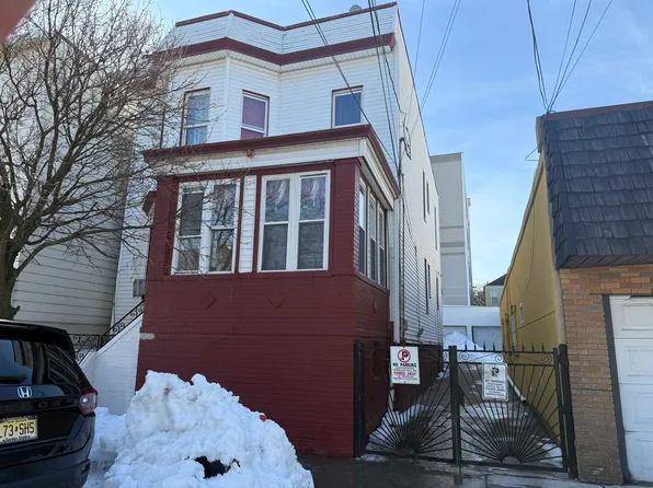 413 51st Street image 1 of 2