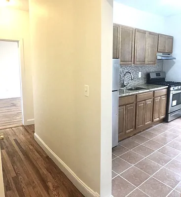 Rented by New York Residence | media 19