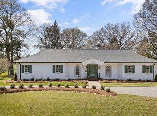 1940 Reynolda Rd, Winston Salem, NC 27106