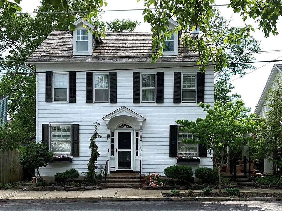 1st image of 512 Porter St