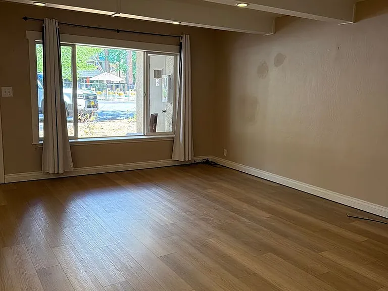 1128A Herbert Ave — Photo 11