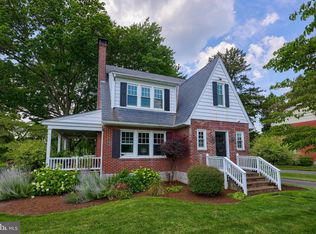 28 Greenfield Rd, Lancaster, PA 17602