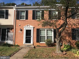 8362 Uxbridge Ct, Springfield, VA 22151