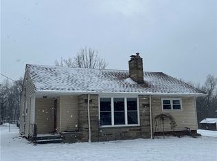 4811 W Pleasant Valley Rd, Parma, OH 44129