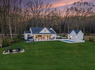 3527 66th St, Saugatuck, MI 49453