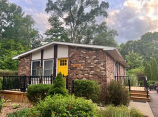 3130 La Salle Dr, Ann Arbor, MI 48108