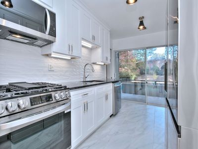 215 Southport Woods Drive #215, Southport, CT, 06890