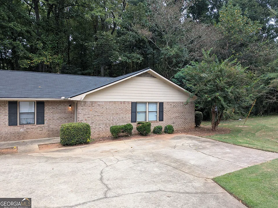 130 Cooper Springs Ct