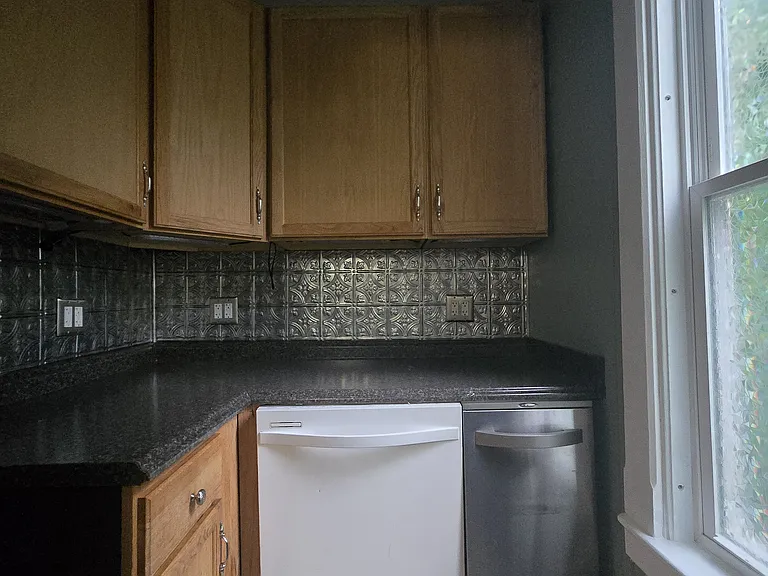 154 Oak St #2 — Photo 20