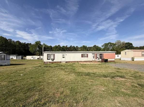 3567 Dozer Ln, Oxford, NC 27565