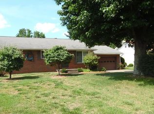115 Morningside Dr, Marietta, OH 45750