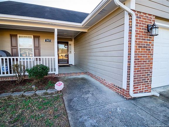 3rd image of 163 Belle Chase Dr
