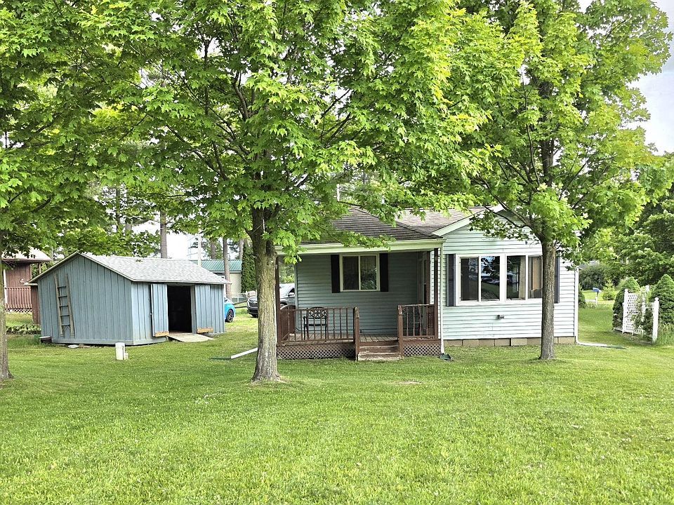 1st image of 101 Riverside Dr