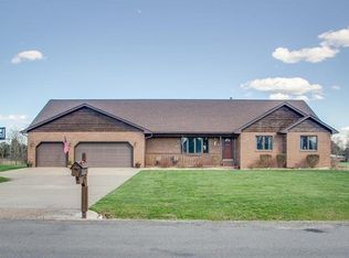 11 Willow Way, Brighton, IL 62012