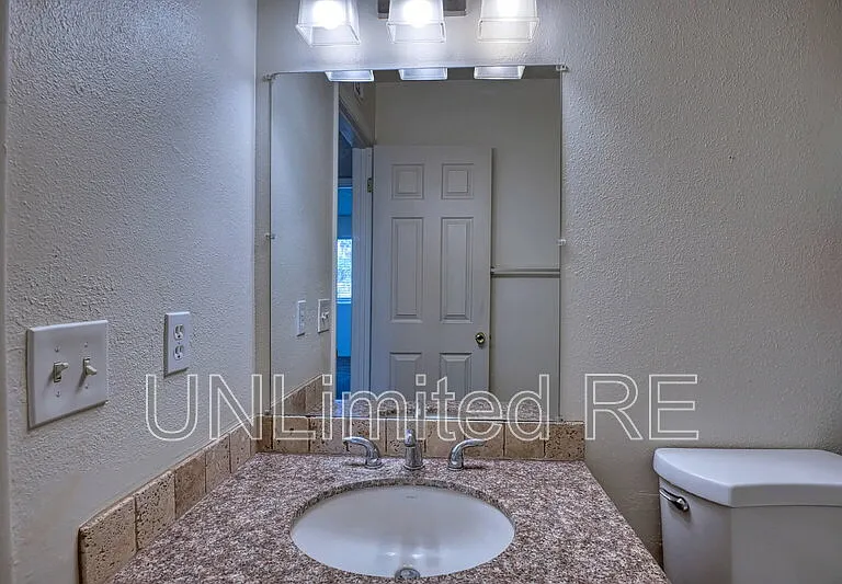 2982 Winterhaven Dr — Photo 34