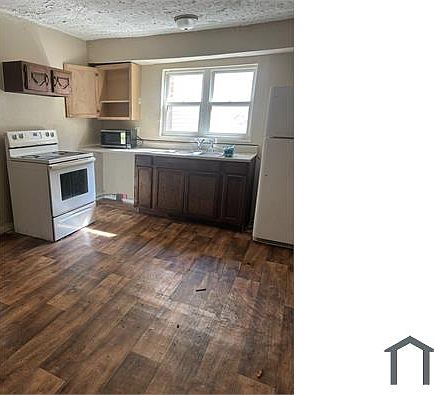 2nd image of 152 Santa Clara Ave APT 1