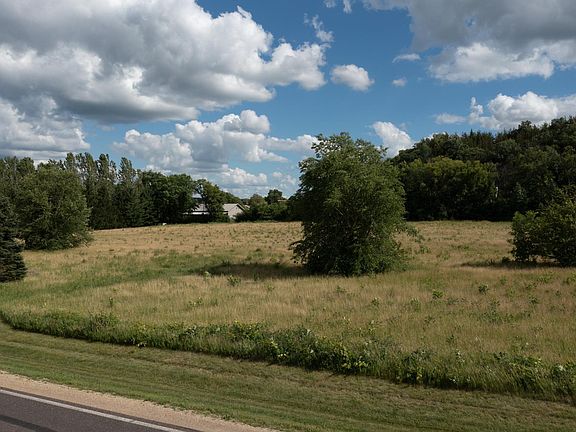 2nd image of 238 County Rd W