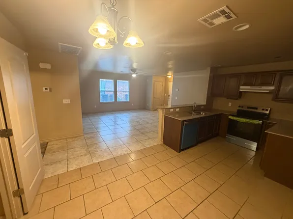 9702 SW 17th St, Oklahoma City, OK 73128