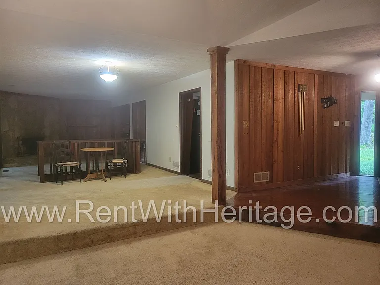 1050 Flamingo Dr — Photo 19
