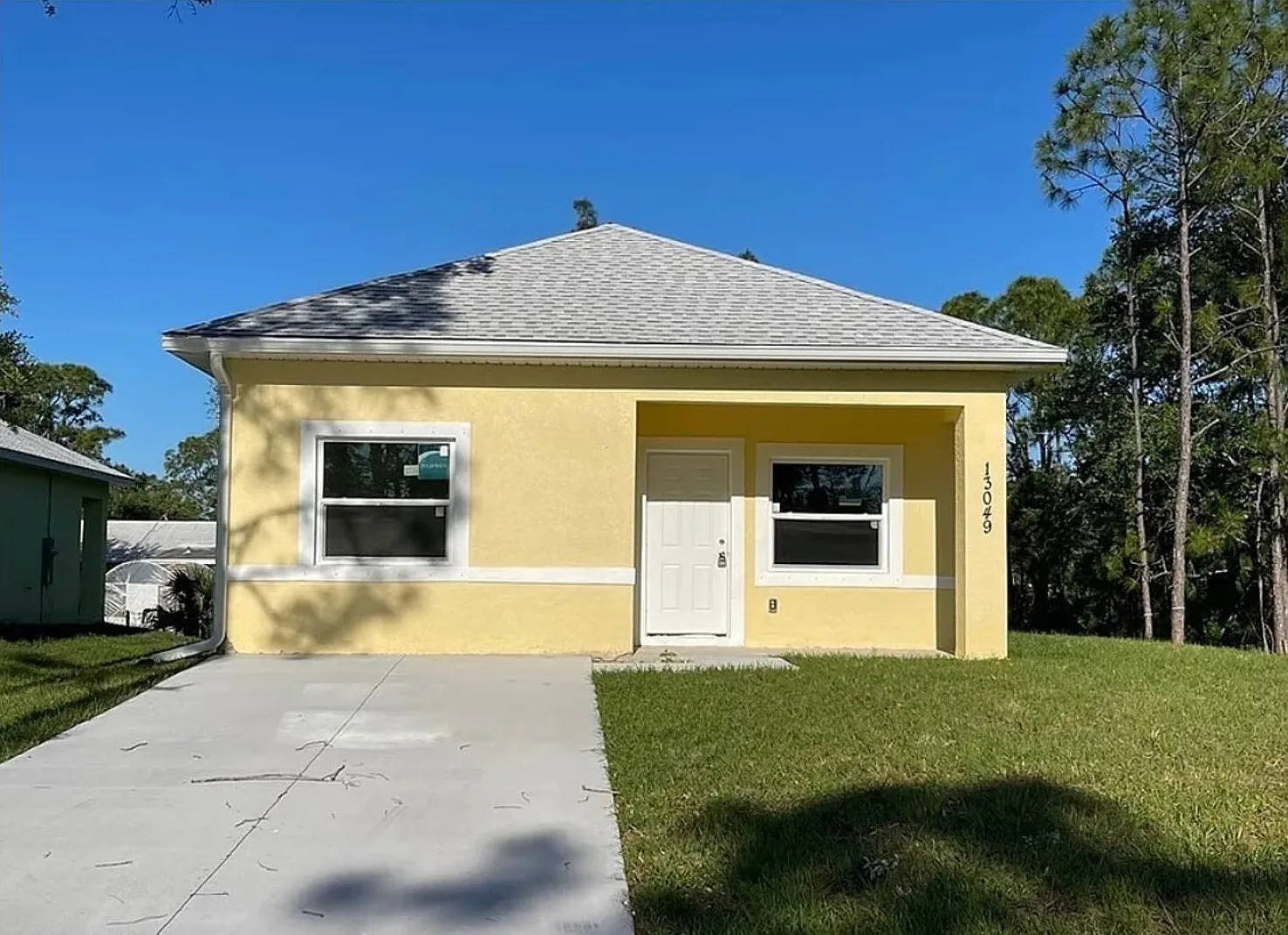 New 3 Bedroom/ 2 Bathroom- Pet Friendly — Photo 1