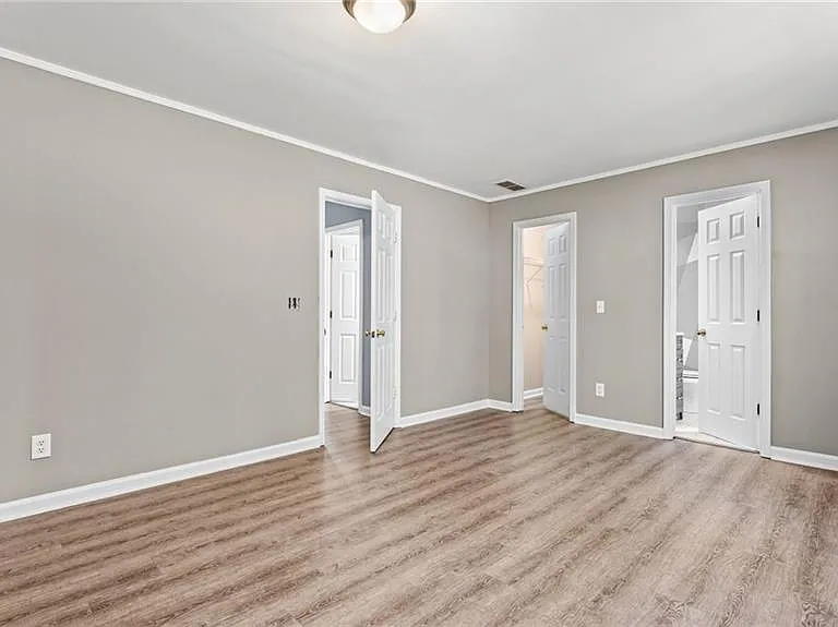 405 Christopher Ln — Photo 16