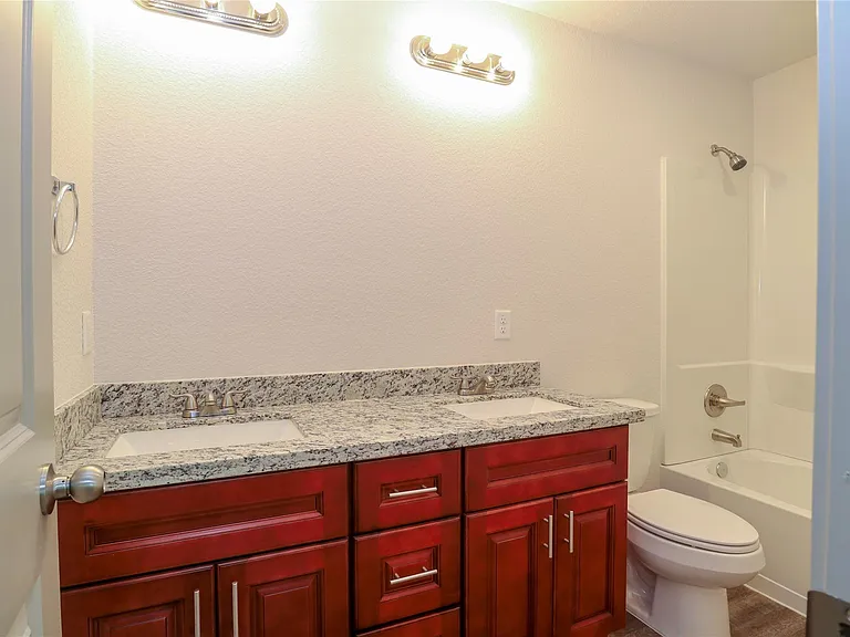 2702 Appian Way — Photo 14