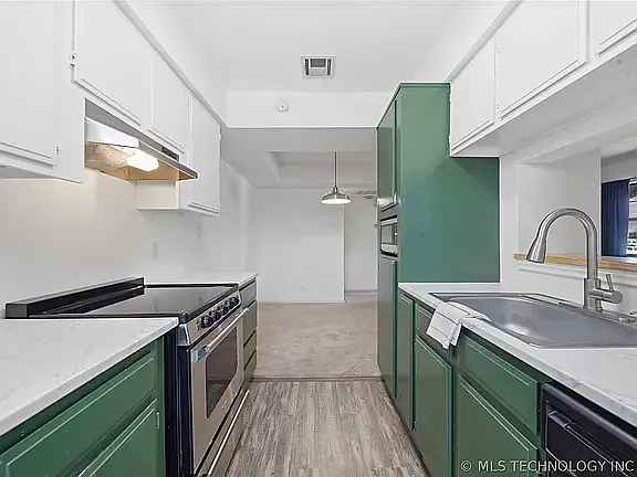6354 S 80th East Ave #E — Photo 12
