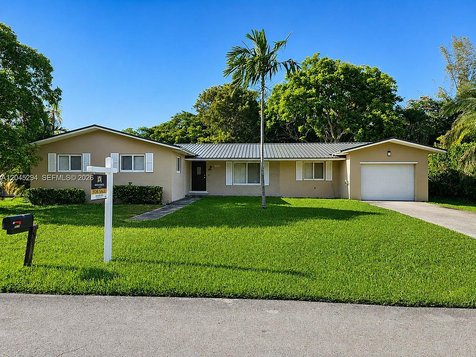1st image of 10521 SW 125th St