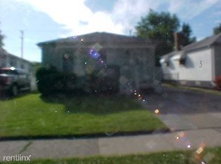 22612 Raven Ave, Eastpointe, MI 48021