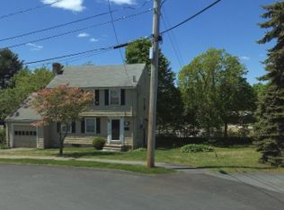 55 Kenney St, Needham, MA 02492