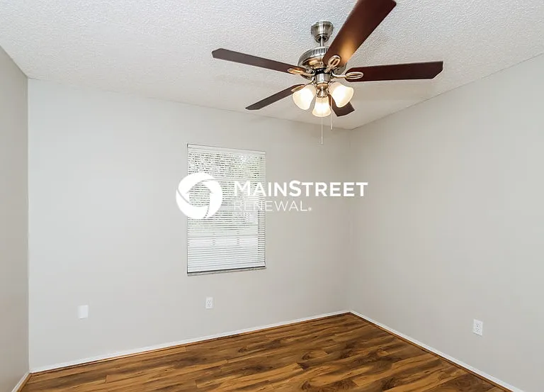 844 Sorrel St NW — Photo 9