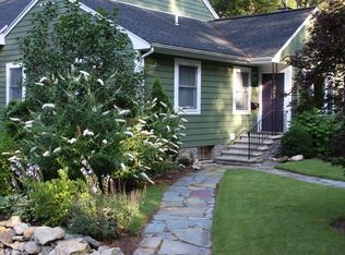 24 Sunset Rd, Bedford, MA 01730