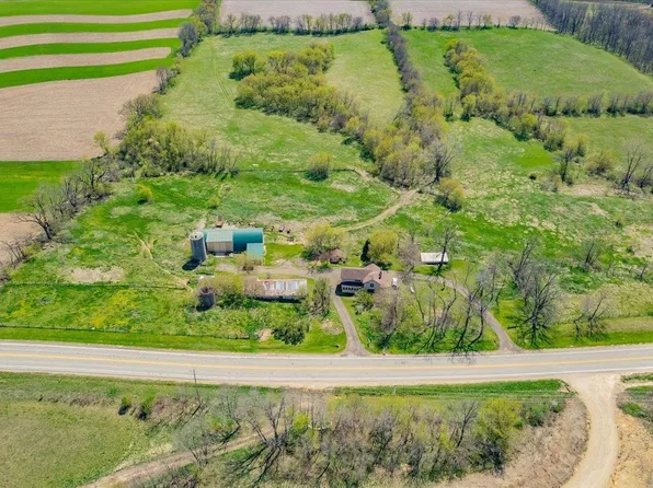 W1235 Highway 92, Brooklyn, WI 53521