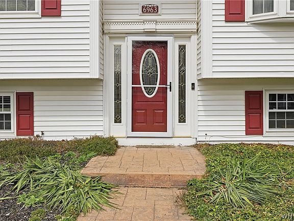 3rd image of 6963 Northview Dr