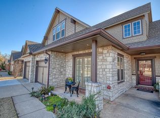2104 Turtle Creek Dr, Norman, OK 73071
