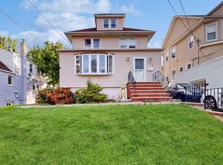 263 Fort Lee Rd, Teaneck, NJ 07666