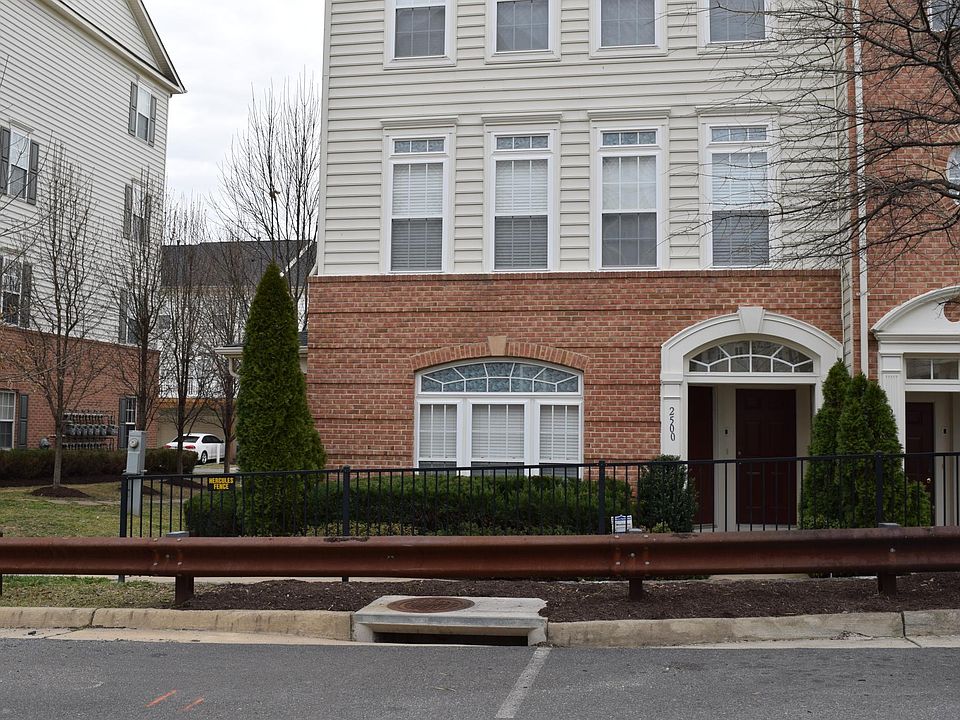 1st image of 2500 Eastbourne Dr