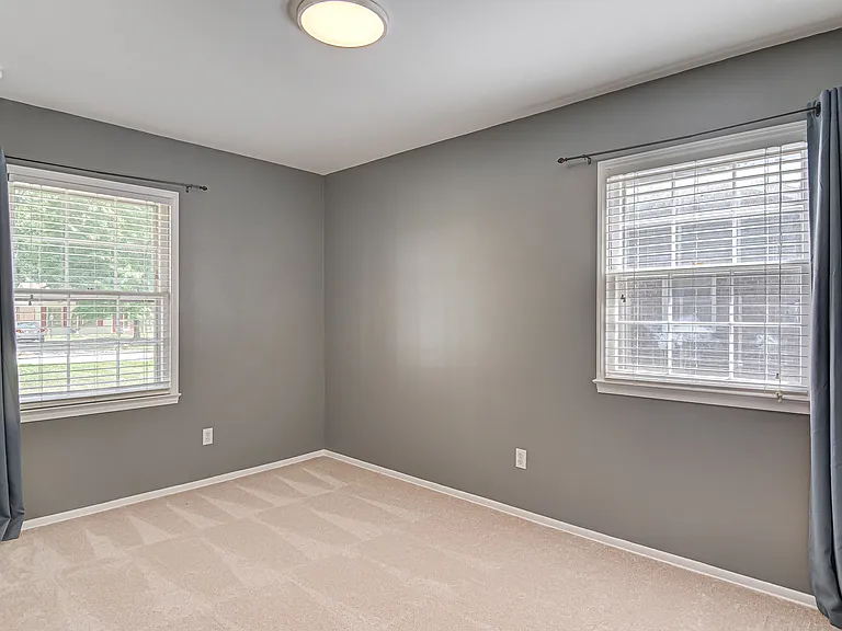 5111 Cheviot Rd — Photo 13