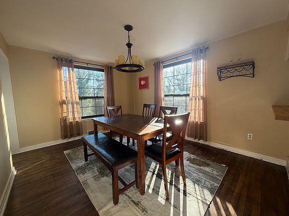 4th image of 106 Circle Dr