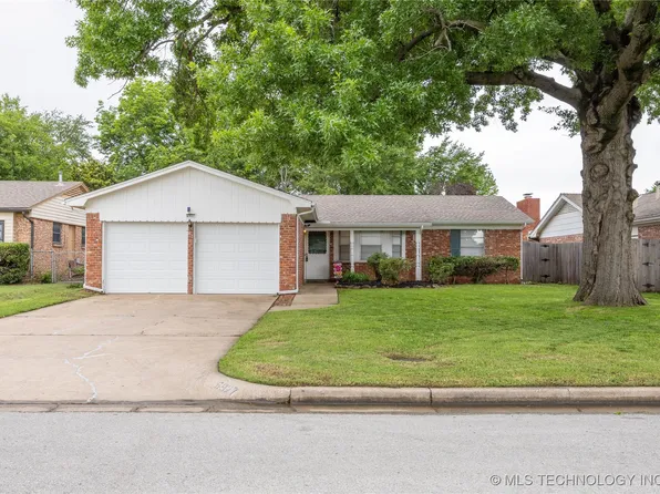 6927 E 17th St, Tulsa, OK 74112