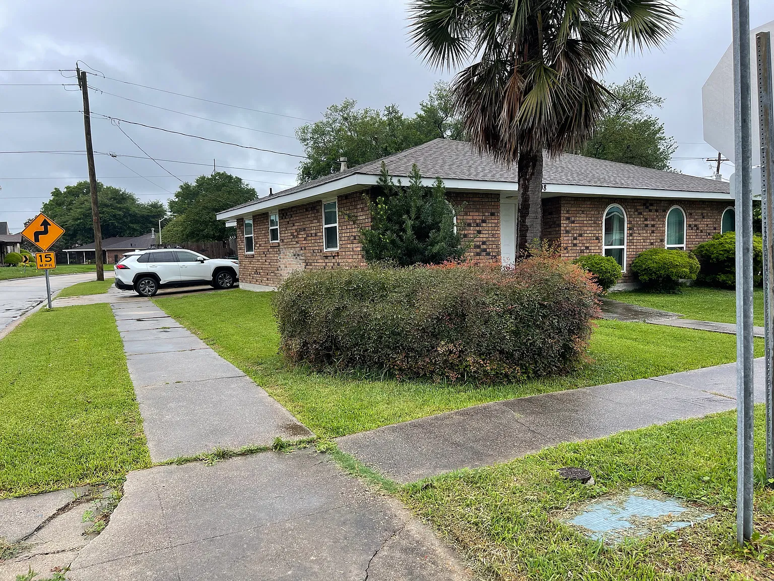3 bed, 1701 sqft, $1,800 — Photo 1