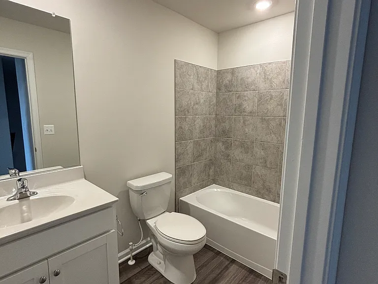 129 Brashear Ct — Photo 10